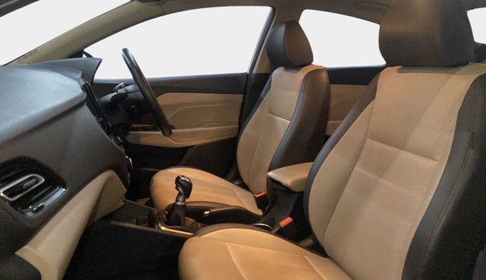 2022 Hyundai Verna SX (O) 1.5 CRDI, Diesel, Manual, 54,192 km, Right Side Front Door Cabin