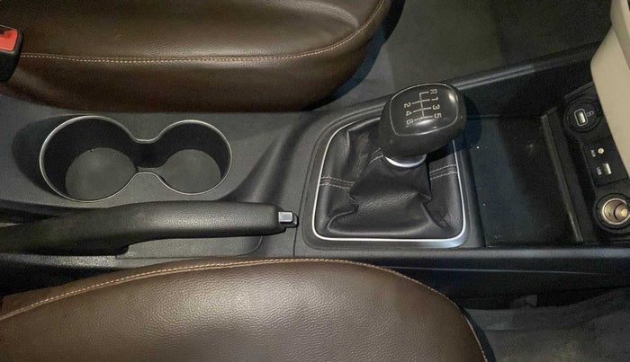 2019 Hyundai Verna 1.4 EX PETROL, Petrol, Manual, 25,392 km, Gear Lever