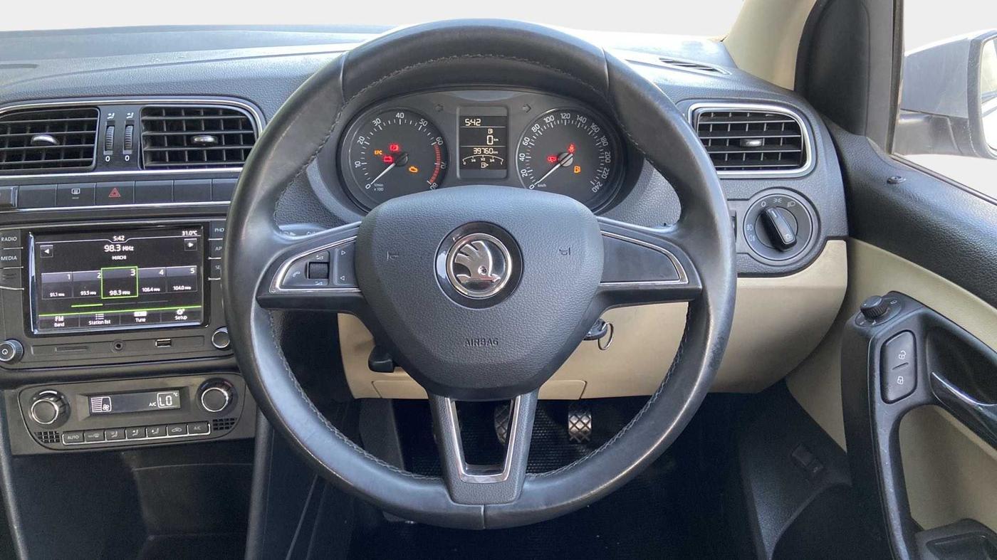 2021 Skoda Rapid AMBITION TSI, Petrol, Manual, 39,870 km, Steering Wheel Close Up