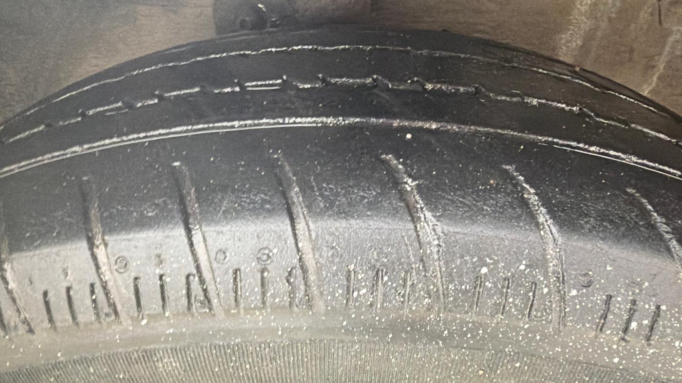 2020 Maruti Celerio ZXI AMT (O), Petrol, Automatic, 69,880 km, Right Front Tyre Tread