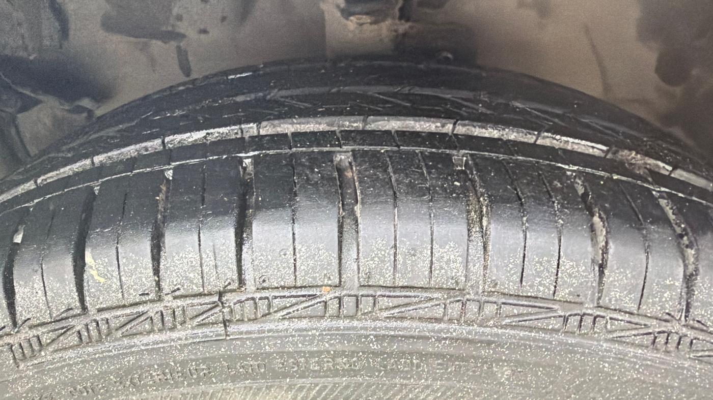 2020 Maruti Celerio ZXI AMT (O), Petrol, Automatic, 69,880 km, Left Front Tyre Tread