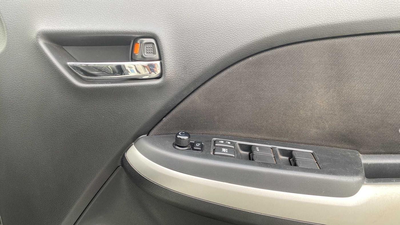 2016 Maruti Baleno DELTA PETROL 1.2, Petrol, Manual, 44,756 km, Driver Side Door Panels Control