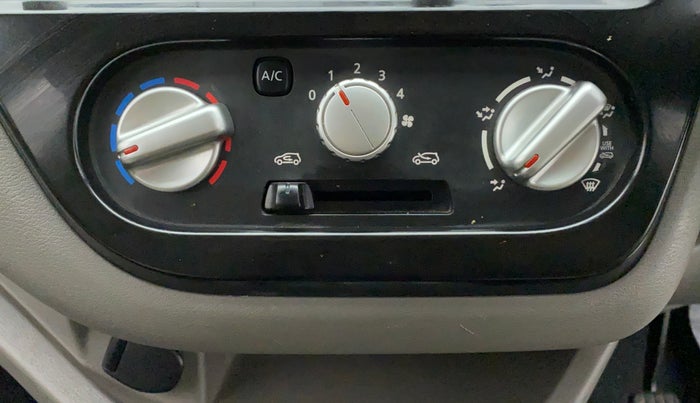 2017 Datsun Redi Go T(O) 1.0, Petrol, Manual, 6,462 km, Dashboard - Air Re-circulation knob is not working