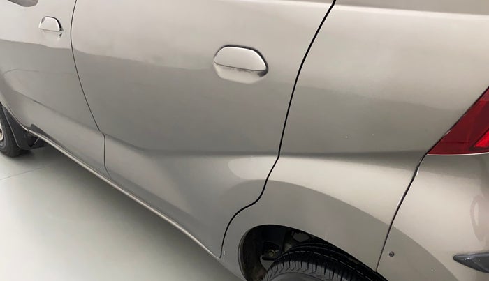 2017 Datsun Redi Go T(O) 1.0, Petrol, Manual, 6,462 km, Left quarter panel - Slightly dented