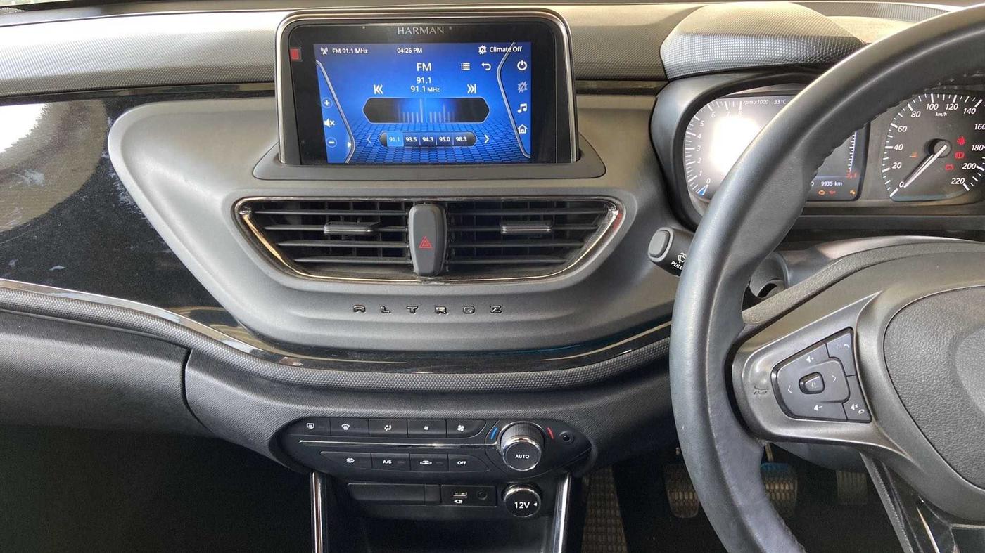 2021 Tata ALTROZ XZ PLUS I-TURBO PETROL DARK EDITION, Petrol, Manual, 9,920 km, Air Conditioner