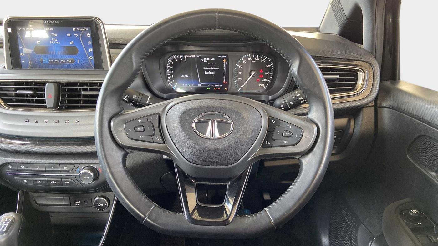 2021 Tata ALTROZ XZ PLUS I-TURBO PETROL DARK EDITION, Petrol, Manual, 9,920 km, Steering Wheel Close Up