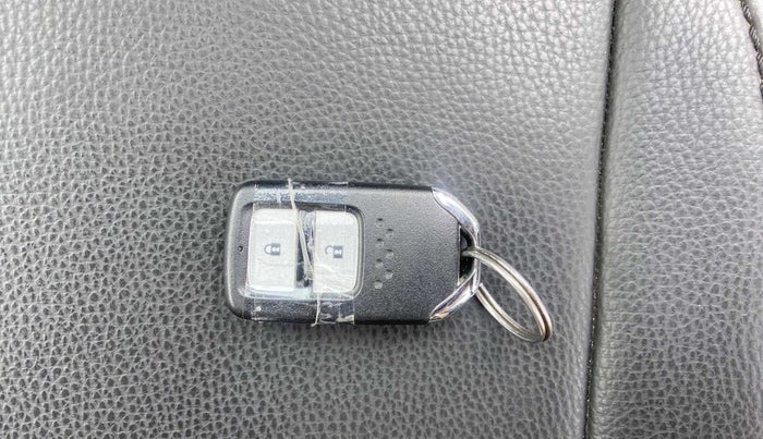 2021 Honda Jazz 1.2L I-VTEC ZX, Petrol, Manual, 25,802 km, Key Close Up