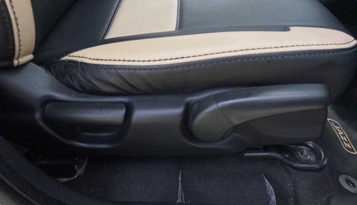 2021 Honda Jazz 1.2L I-VTEC ZX, Petrol, Manual, 25,802 km, Driver Side Adjustment Panel