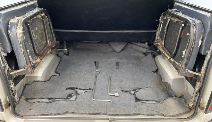 2016 Maruti OMNI E STD, Petrol, Manual, 32,223 km, Boot Inside