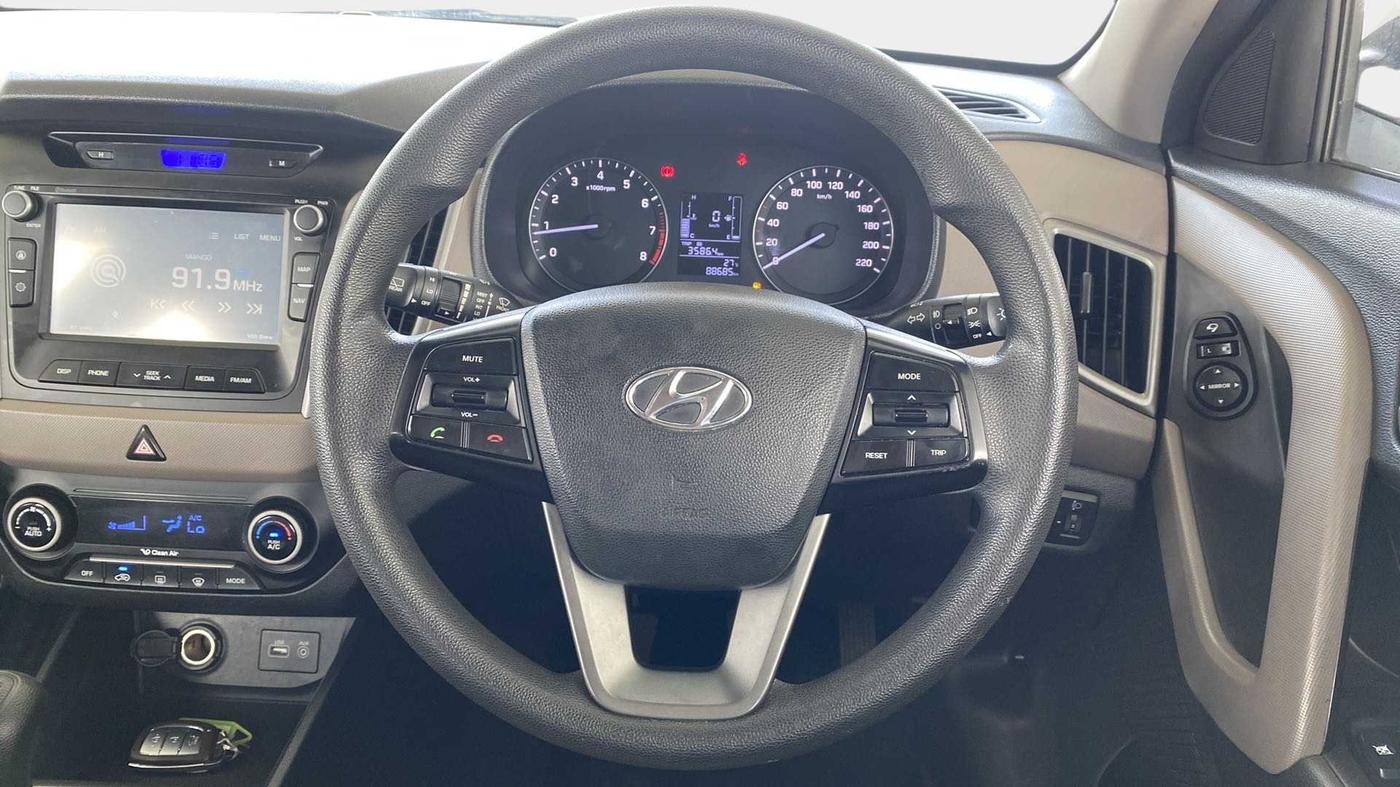 2016 Hyundai Creta SX PLUS 1.6 PETROL, Petrol, Manual, 88,667 km, Steering Wheel Close Up