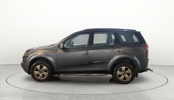 2013 Mahindra XUV500 W8, Diesel, Manual, 1,04,490 km, Left Side
