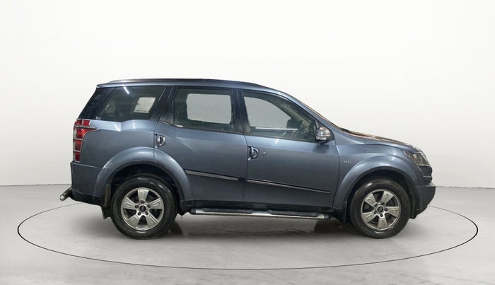 2013 Mahindra XUV500 W8, Diesel, Manual, 1,04,490 km, Right Side View