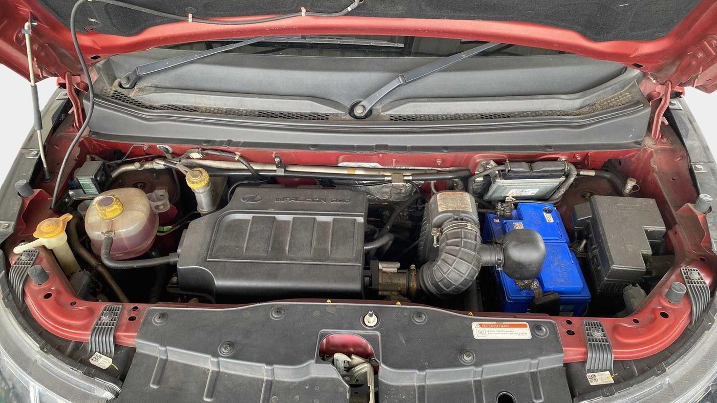 2018 Mahindra KUV 100 NXT K8 P 6 STR, Petrol, Manual, 39,396 km, Open Bonet