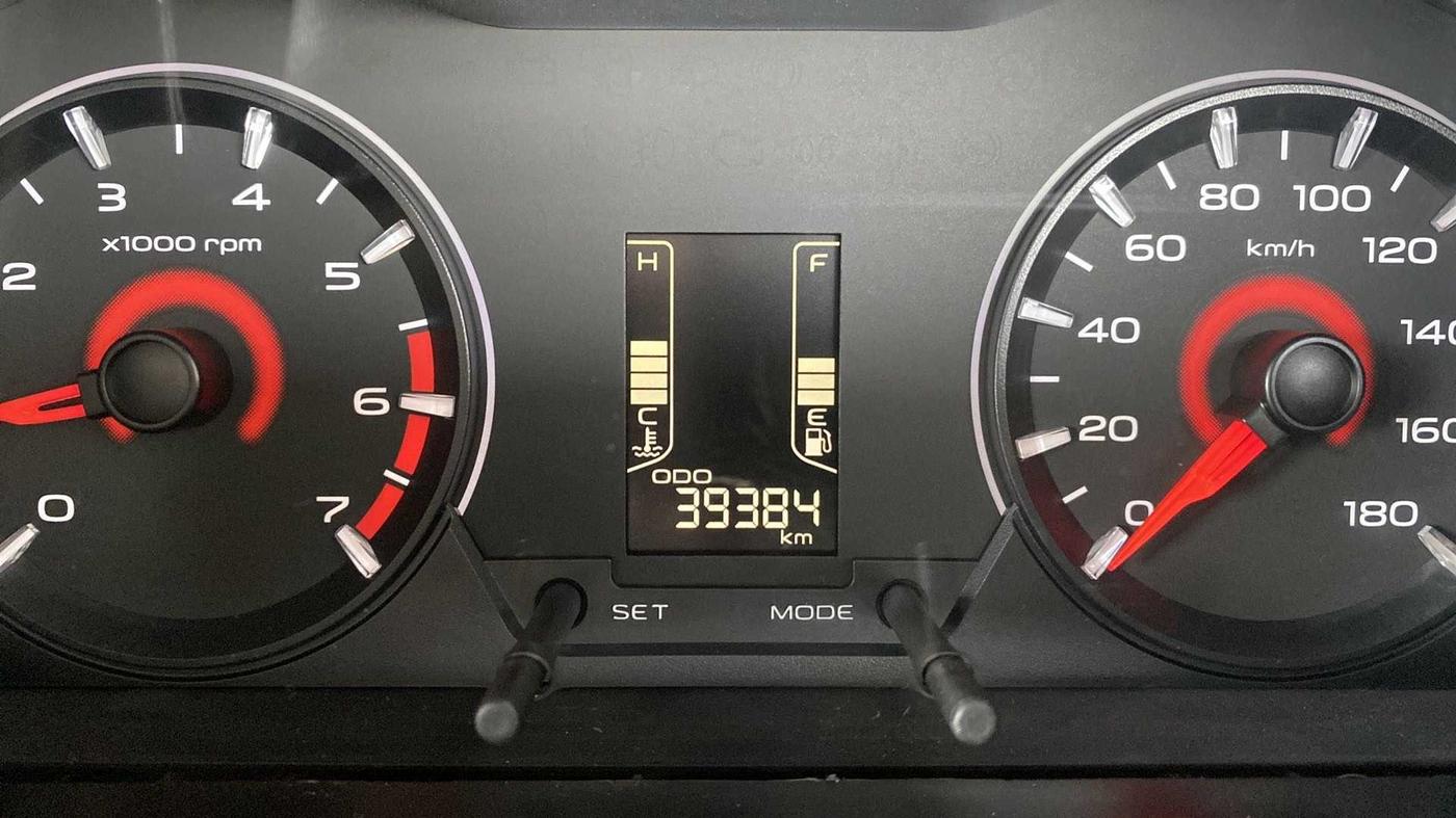 2018 Mahindra KUV 100 NXT K8 P 6 STR, Petrol, Manual, 39,396 km, Odometer Image