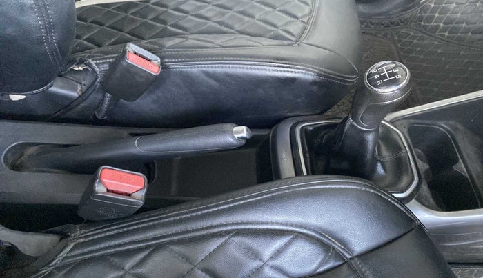 2020 Maruti IGNIS ZETA 1.2, Petrol, Manual, 76,306 km, Gear Lever