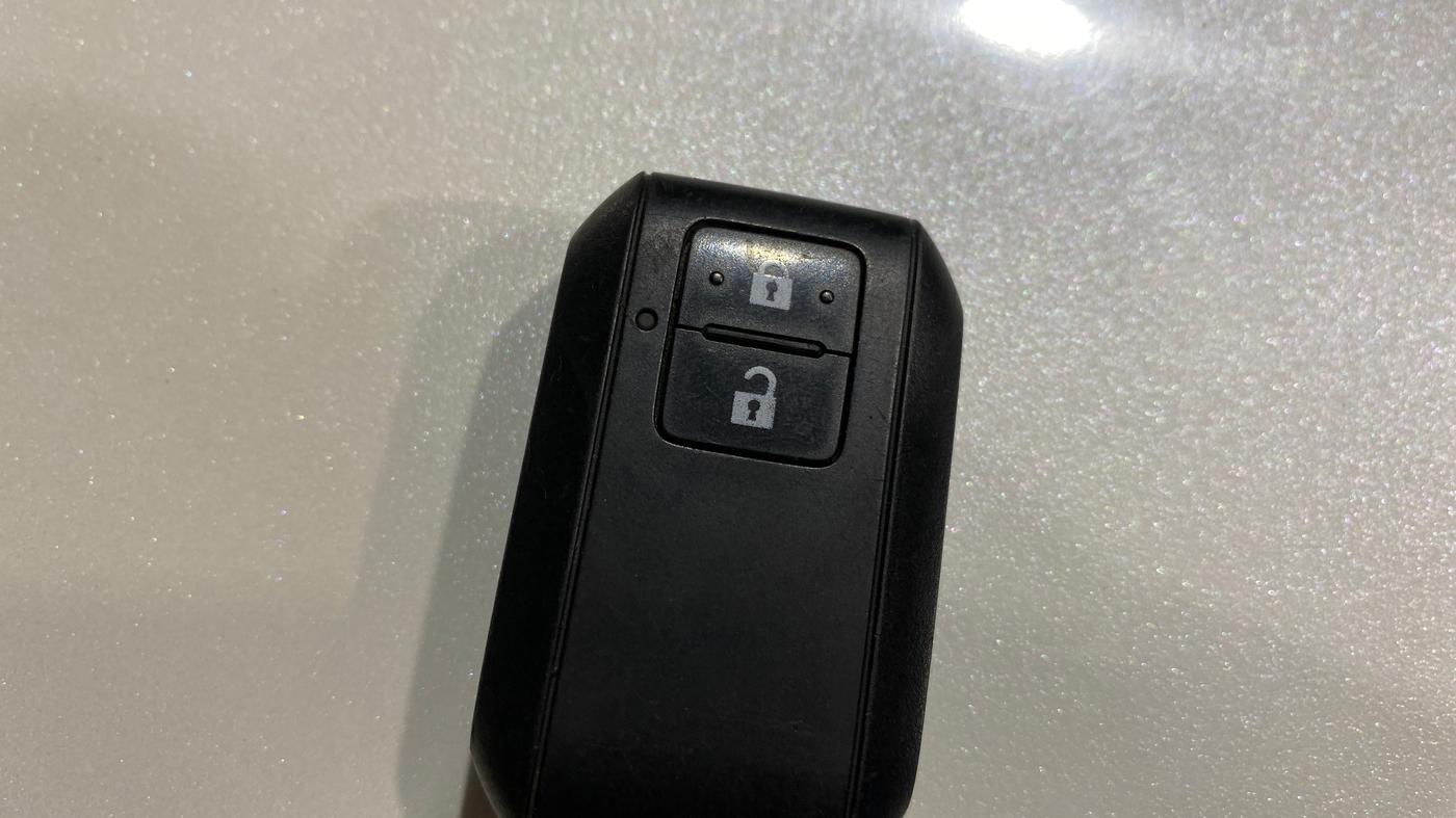 2019 Maruti Baleno ZETA PETROL 1.2, Petrol, Manual, 37,373 km, Key Close Up