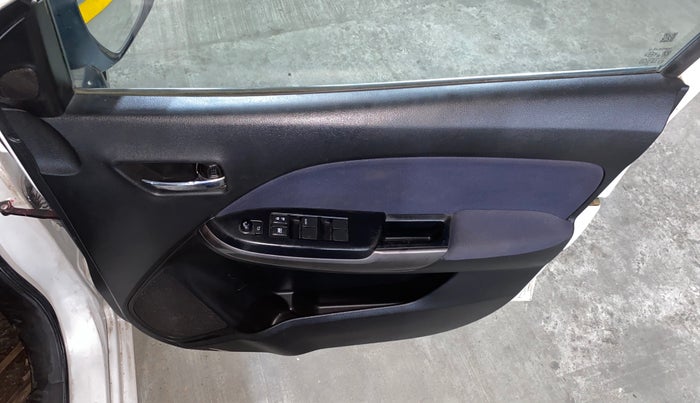 2019 Maruti Baleno ZETA PETROL 1.2, Petrol, Manual, 37,362 km, Driver Side Door Panels Control
