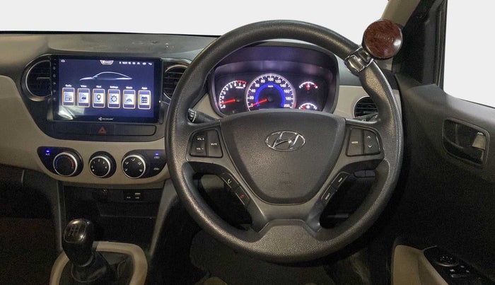 2020 Hyundai Grand i10 MAGNA 1.2 KAPPA VTVT, Petrol, Manual, 50,045 km, Steering Wheel Close Up