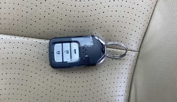 2018 Honda City 1.5L I-VTEC VX, Petrol, Manual, 35,288 km, Key Close Up