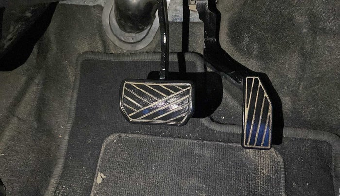 2018 Maruti Wagon R 1.0 VXI AMT, Petrol, Automatic, 23,898 km, Pedals