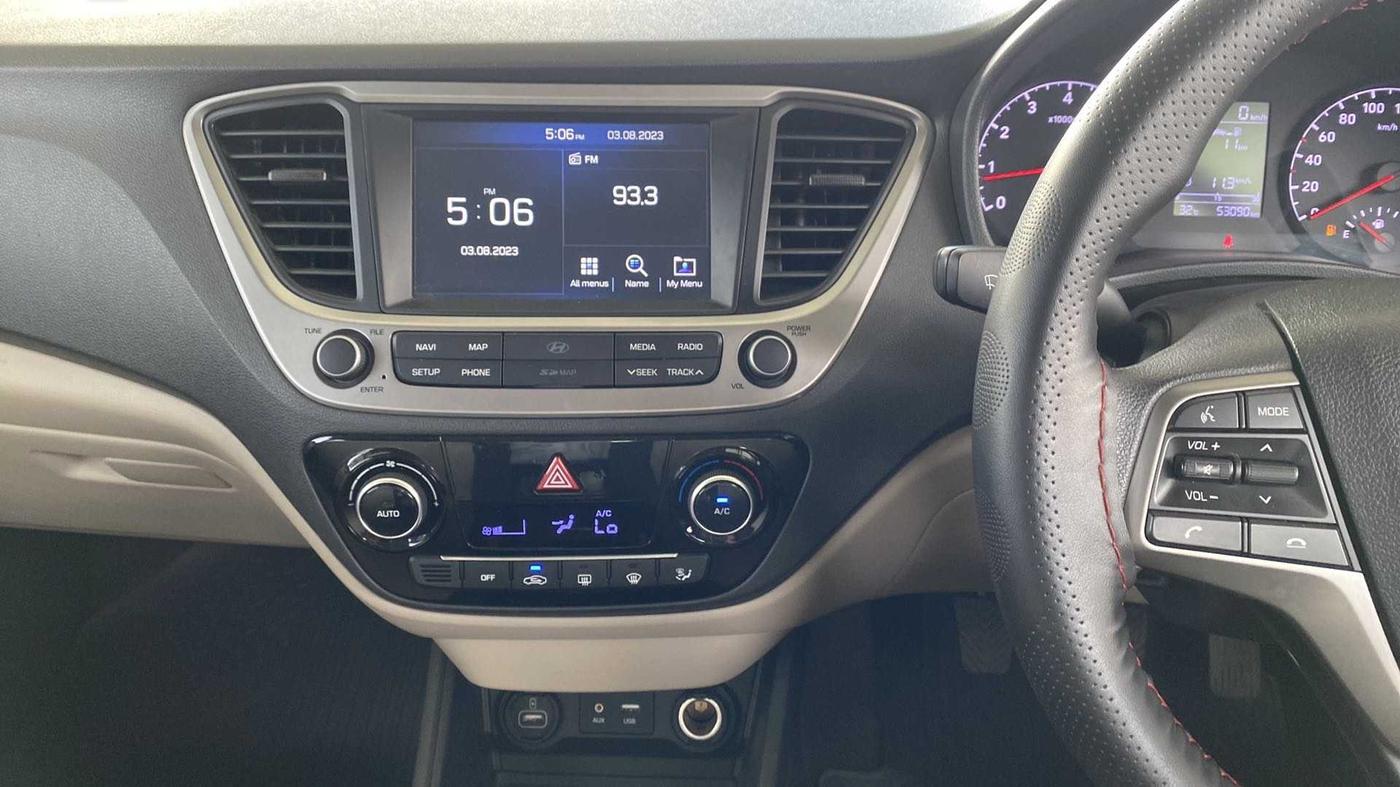 2018 Hyundai Verna 1.6 VTVT SX, Petrol, Manual, 53,077 km, Infotainment System