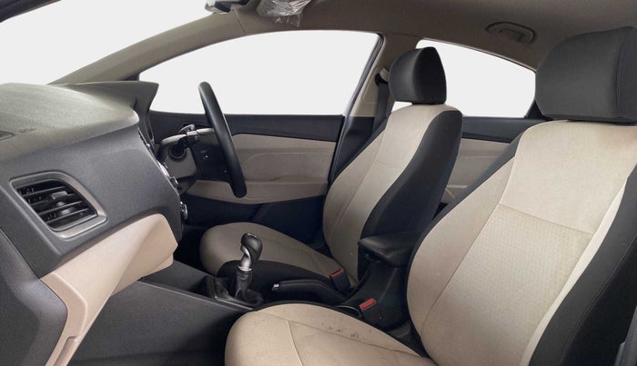 2018 Hyundai Verna 1.6 VTVT SX, Petrol, Manual, 53,077 km, Right Side Front Door Cabin