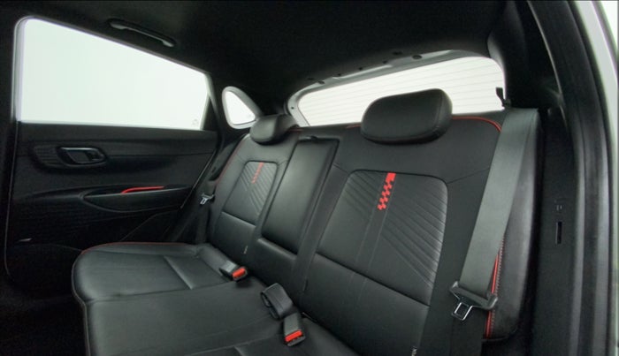 2021 Hyundai NEW I20 N LINE N8 1.0 TURBO GDI DCT, Petrol, Automatic, 28,476 km, Right Side Rear Door Cabin