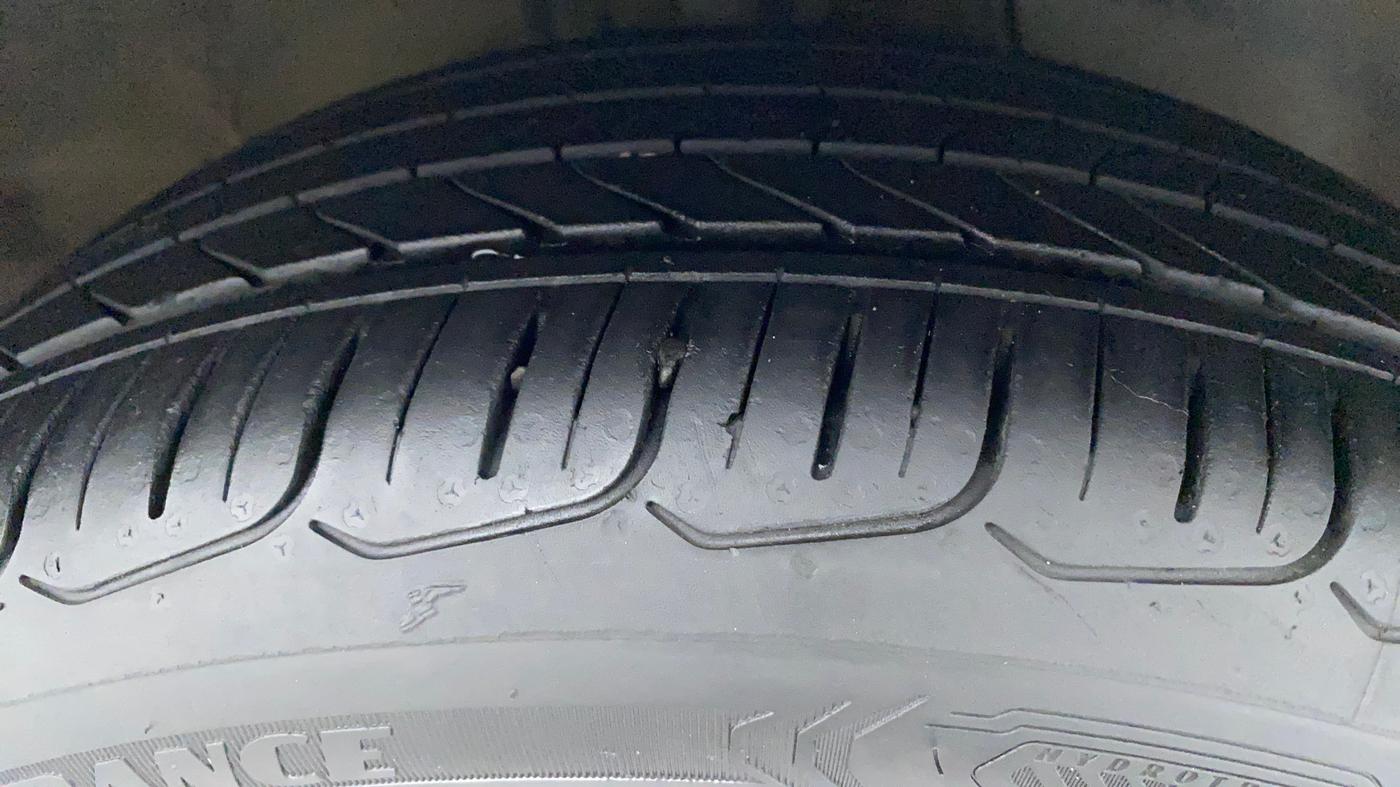 2021 Hyundai NEW I20 N LINE N8 1.0 TURBO GDI DCT, Petrol, Automatic, 28,476 km, Right Front Tyre Tread
