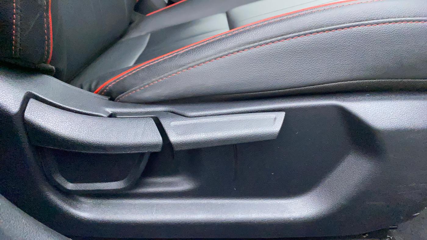 2021 Hyundai NEW I20 N LINE N8 1.0 TURBO GDI DCT, Petrol, Automatic, 28,476 km, Driver Side Adjustment Panel