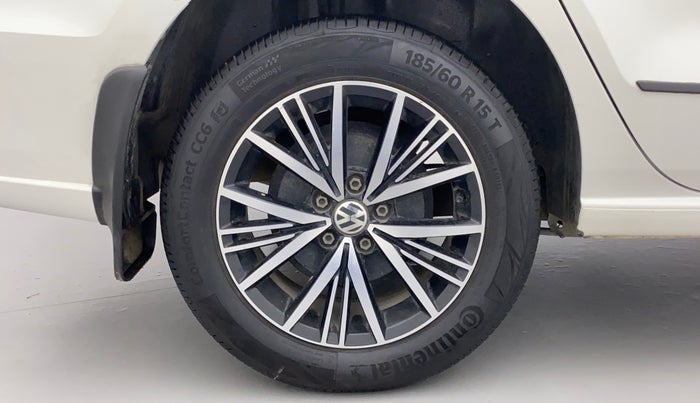 2019 Volkswagen Vento HIGHLINE 1.6 MPI, Petrol, Manual, 40,392 km, Right Rear Wheel