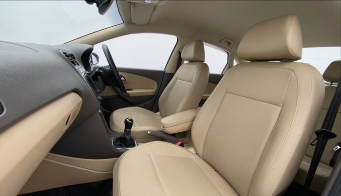 2019 Volkswagen Vento HIGHLINE 1.6 MPI, Petrol, Manual, 40,392 km, Right Side Front Door Cabin