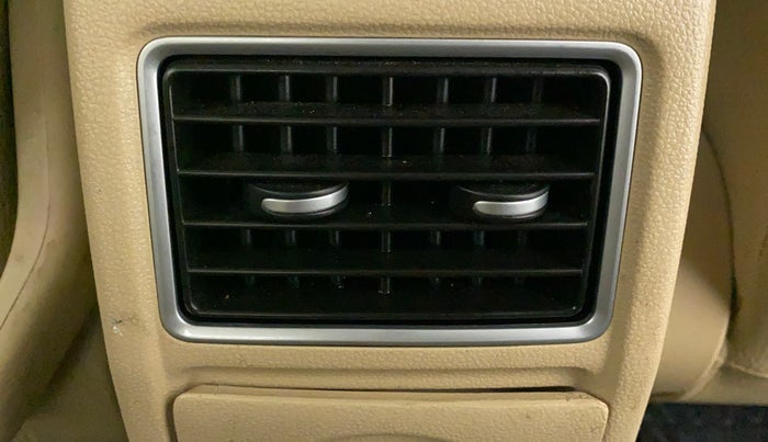 2019 Volkswagen Vento HIGHLINE 1.6 MPI, Petrol, Manual, 40,392 km, Rear AC Vents