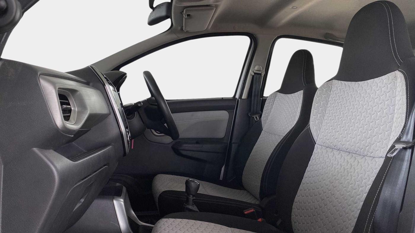 2021 Datsun Redi Go T(O) 1.0, Petrol, Manual, 13,562 km, Right Side Front Door Cabin