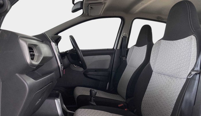 2021 Datsun Redi Go T(O) 1.0, Petrol, Manual, 13,562 km, Right Side Front Door Cabin