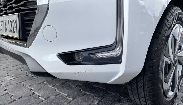 2021 Datsun Redi Go T(O) 1.0, Petrol, Manual, 13,562 km, Front bumper - Minor scratches