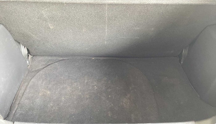 2019 Ford New Figo TITANIUM BLU 1.2 PETROL, Petrol, Manual, 40,604 km, Boot Inside