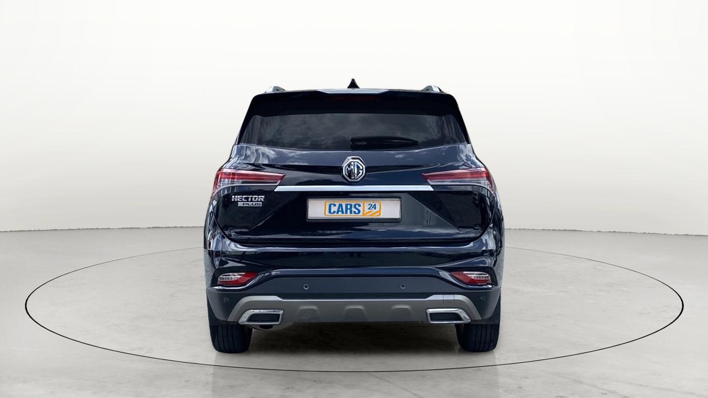 2021 MG HECTOR PLUS SUPER 2.0 DIESEL TURBO MT 7-STR, Diesel, Manual, 23,126 km, Back/Rear
