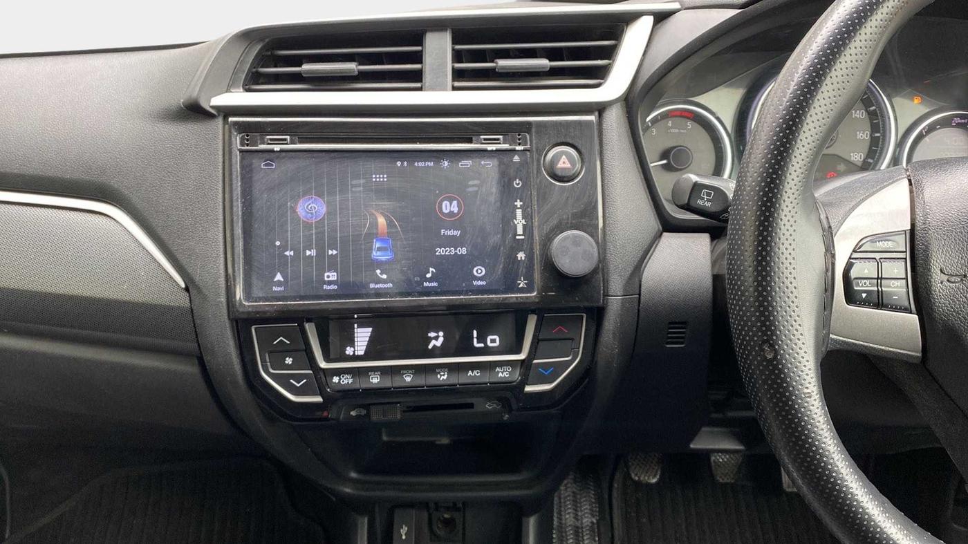 2018 Honda BR-V 1.5L I- DTEC V, Diesel, Manual, 72,392 km, Infotainment System