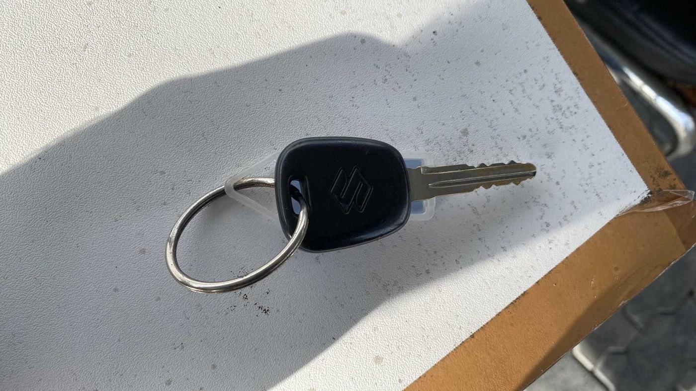 2019 Maruti Alto 800 LXI, Petrol, Manual, 34,429 km, Key Close Up