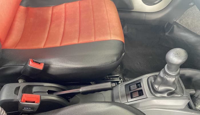 2019 Maruti Alto 800 LXI, Petrol, Manual, 34,429 km, Gear Lever
