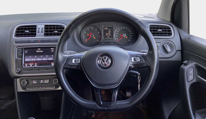 2018 Volkswagen Polo HIGHLINE PLUS 1.0 16 ALLOY, Petrol, Manual, 28,707 km, Steering Wheel Close Up