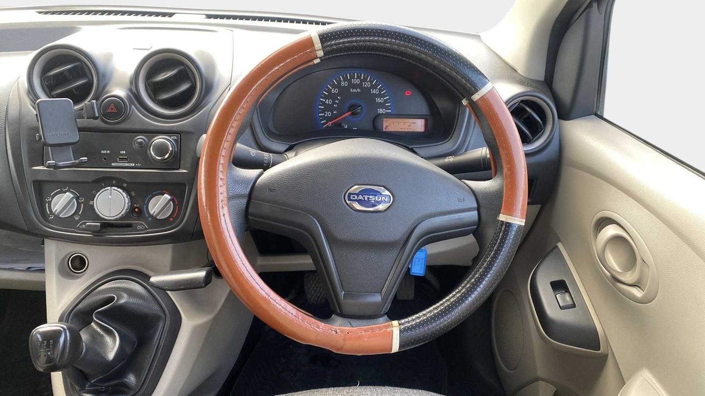 2016 Datsun Go T, Petrol, Manual, 43,193 km, Steering Wheel Close Up