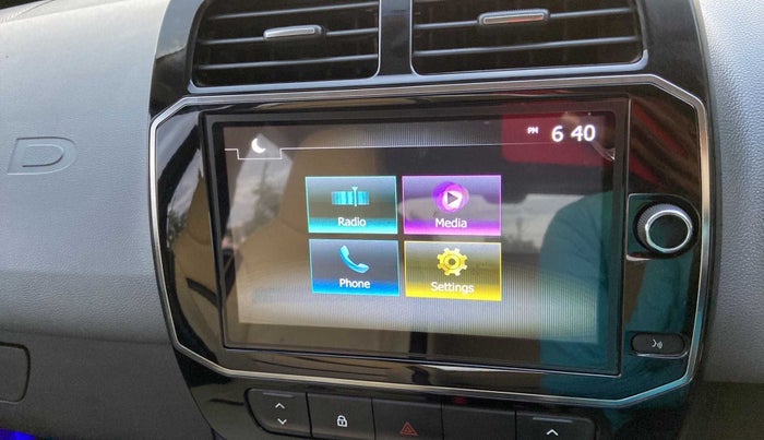 2020 Renault Kwid RXT 1.0 (O), Petrol, Manual, 20,138 km, Infotainment system - Music system not functional