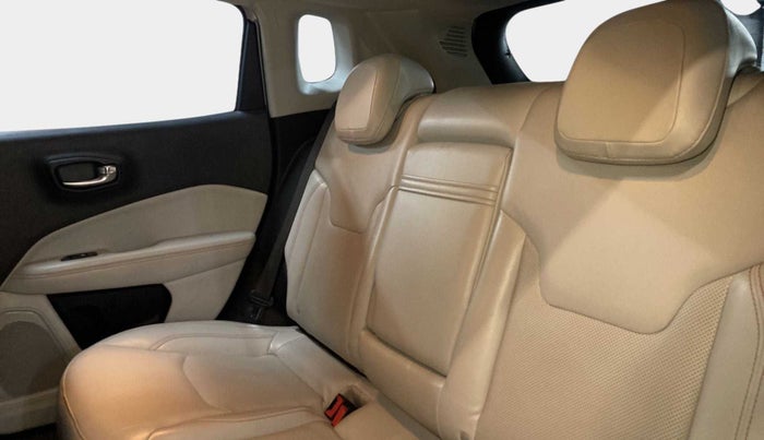 2018 Jeep Compass LIMITED 2.0 DIESEL 4X4, Diesel, Manual, 53,771 km, Right Side Rear Door Cabin