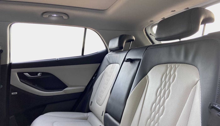 2021 Hyundai Creta SX (O) AT 1.5 DIESEL, Diesel, Automatic, Right Side Rear Door Cabin