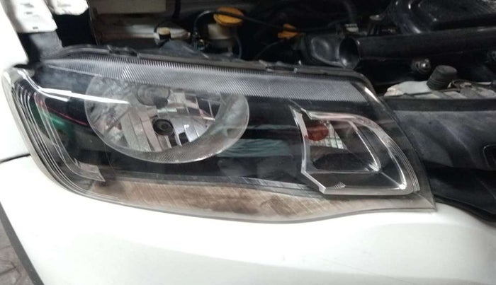 2018 Renault Kwid RXL, Petrol, Manual, 41,688 km, Right headlight - Minor scratches