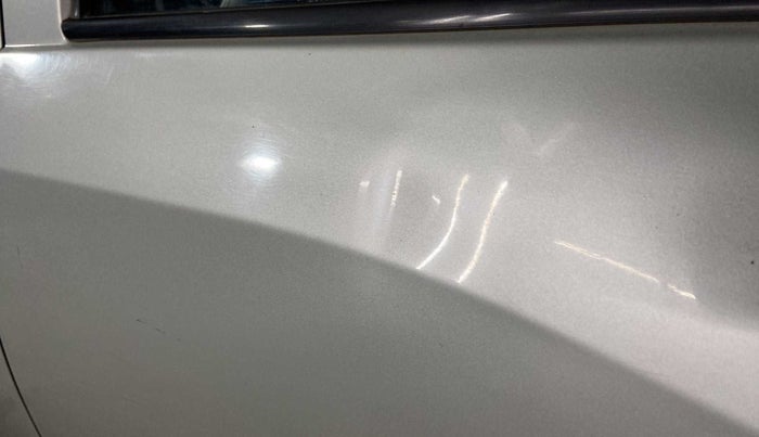 2019 Maruti New Wagon-R VXI 1.0, CNG, Manual, 67,649 km, Rear left door - Slightly dented