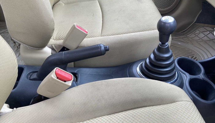 2014 Honda Brio S MT, Petrol, Manual, 35,457 km, Gear Lever