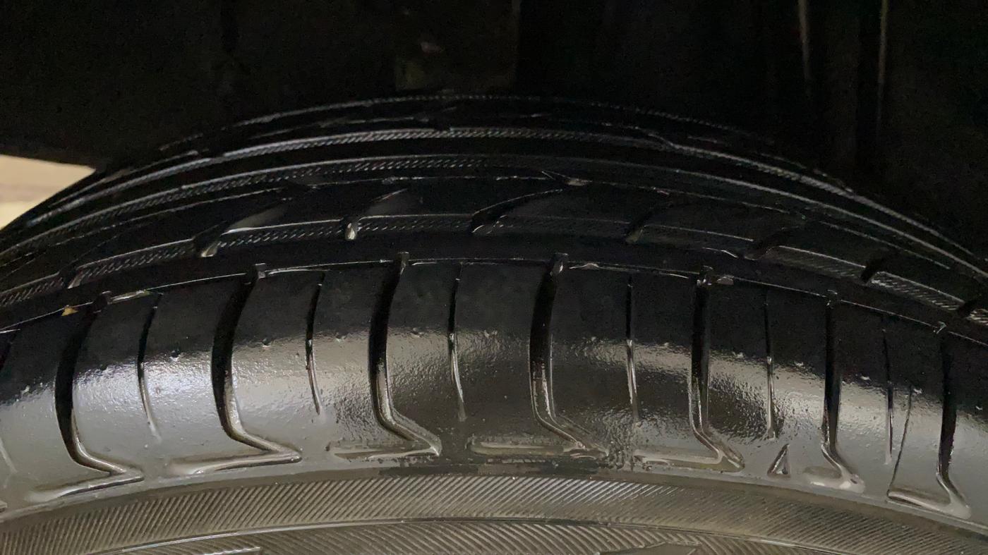 2021 Renault Kwid RXL, Petrol, Manual, 70,179 km, Right Rear Tyre Tread