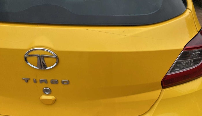 2020 Tata Tiago XT PETROL, Petrol, Manual, 15,874 km, Dicky (Boot door) - Minor scratches